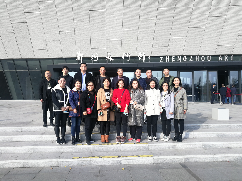 開(kāi)拓視野 陶冶情操  <br/>戶(hù)外廣告公司開(kāi)展文化參觀(guān)活動(dòng)