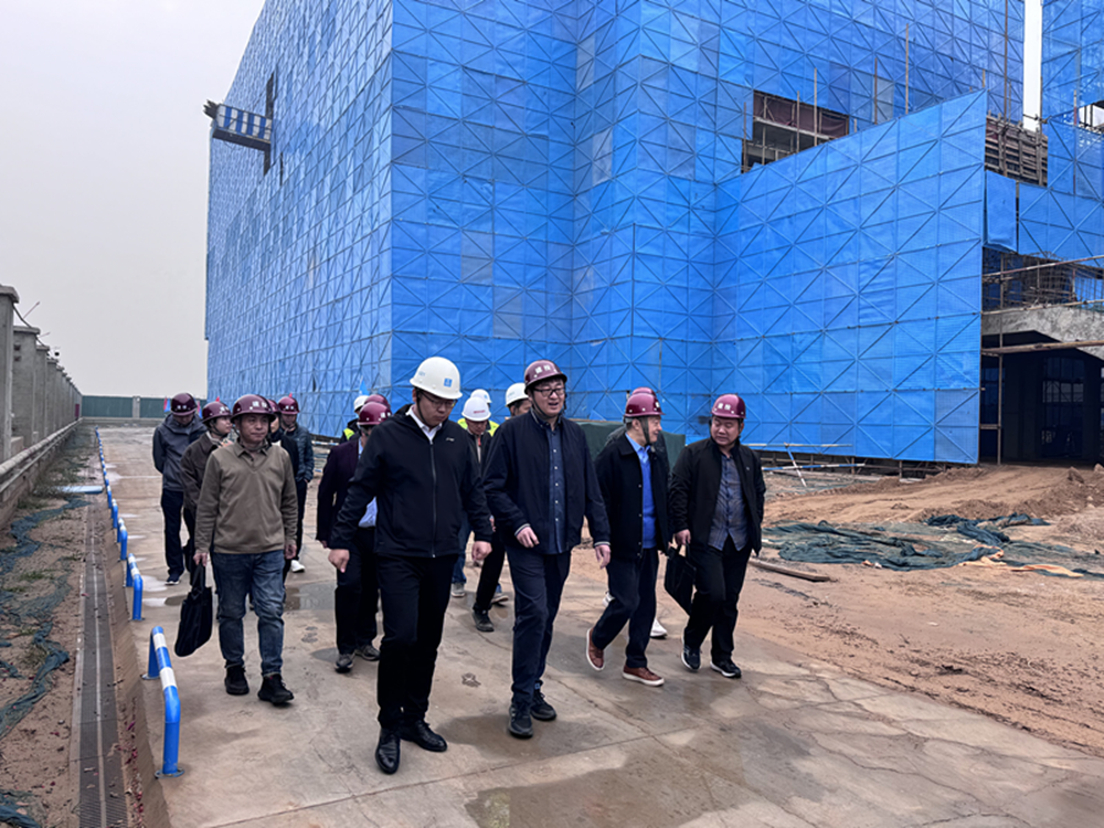 鄭州市建設投資集團有限公司黨委委員、紀委書(shū)記張煉帶隊調研六十七高項目建設